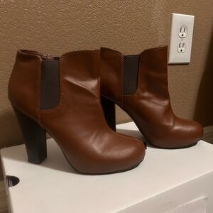 Madden Girl Brown Chunky Heeled Ankle Boots